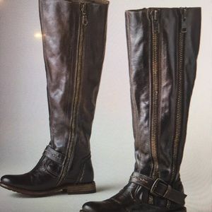 SUNDANCE TANGO TALL BOOTS SIZE 6 1/2
